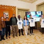 Representantes de las Escuelas de Segunda Oportunidad, del Ayuntamiento, de la Gerencia de Servicios Sociales y del Ayuntamiento, este lunes.