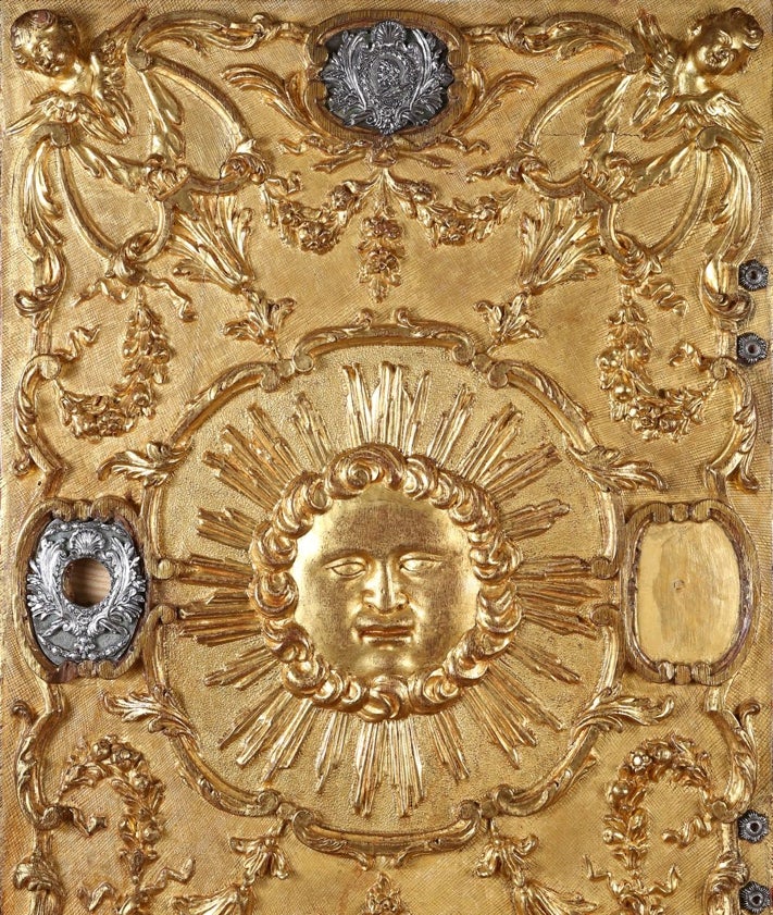 Imagen secundaria 2 - Arte y plata en los relicarios teresianos de Alba de Tormes