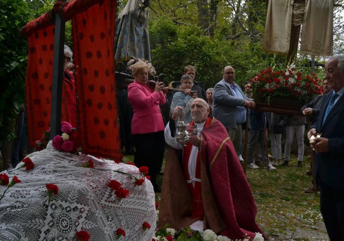 Néctar rubí y sacra tradición en Sequeros