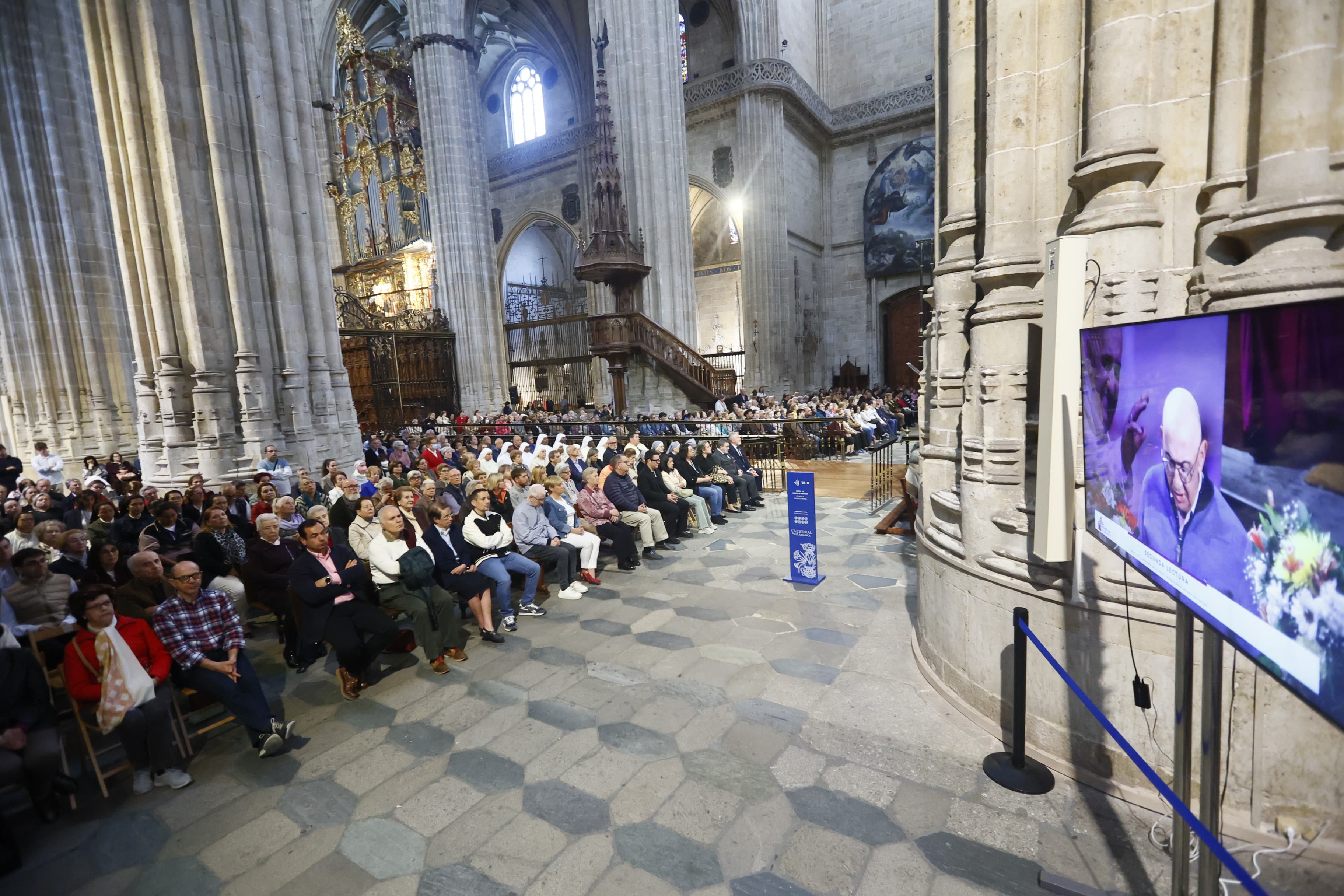 Multitudinaria despedida al papa Francisco