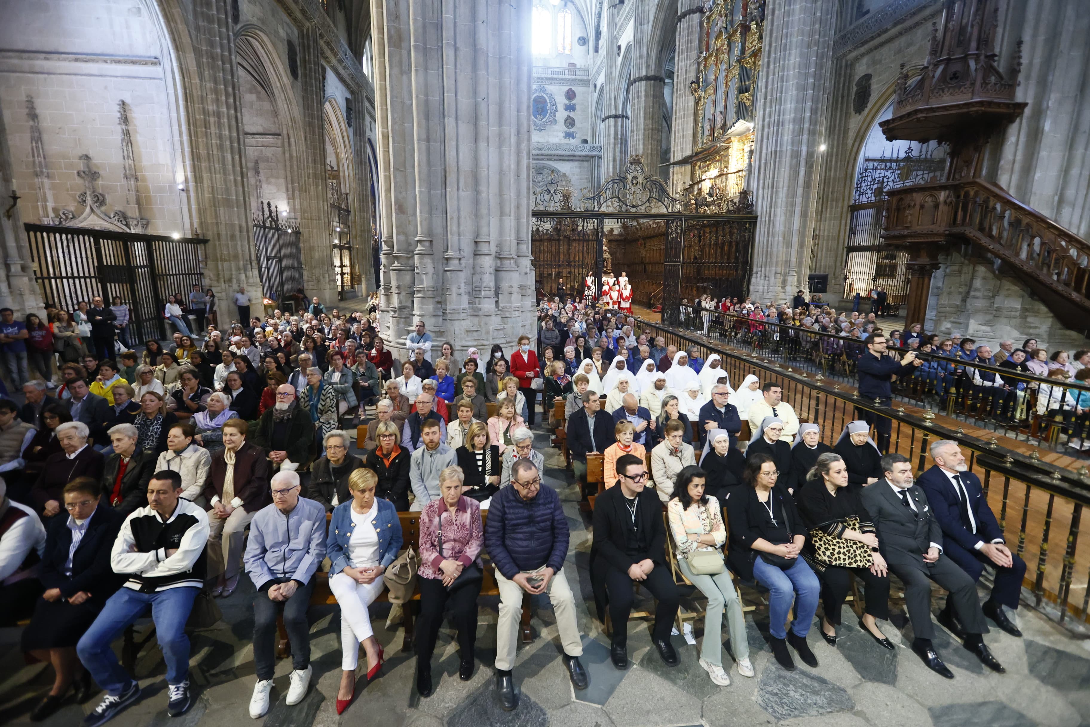 Multitudinaria despedida al papa Francisco