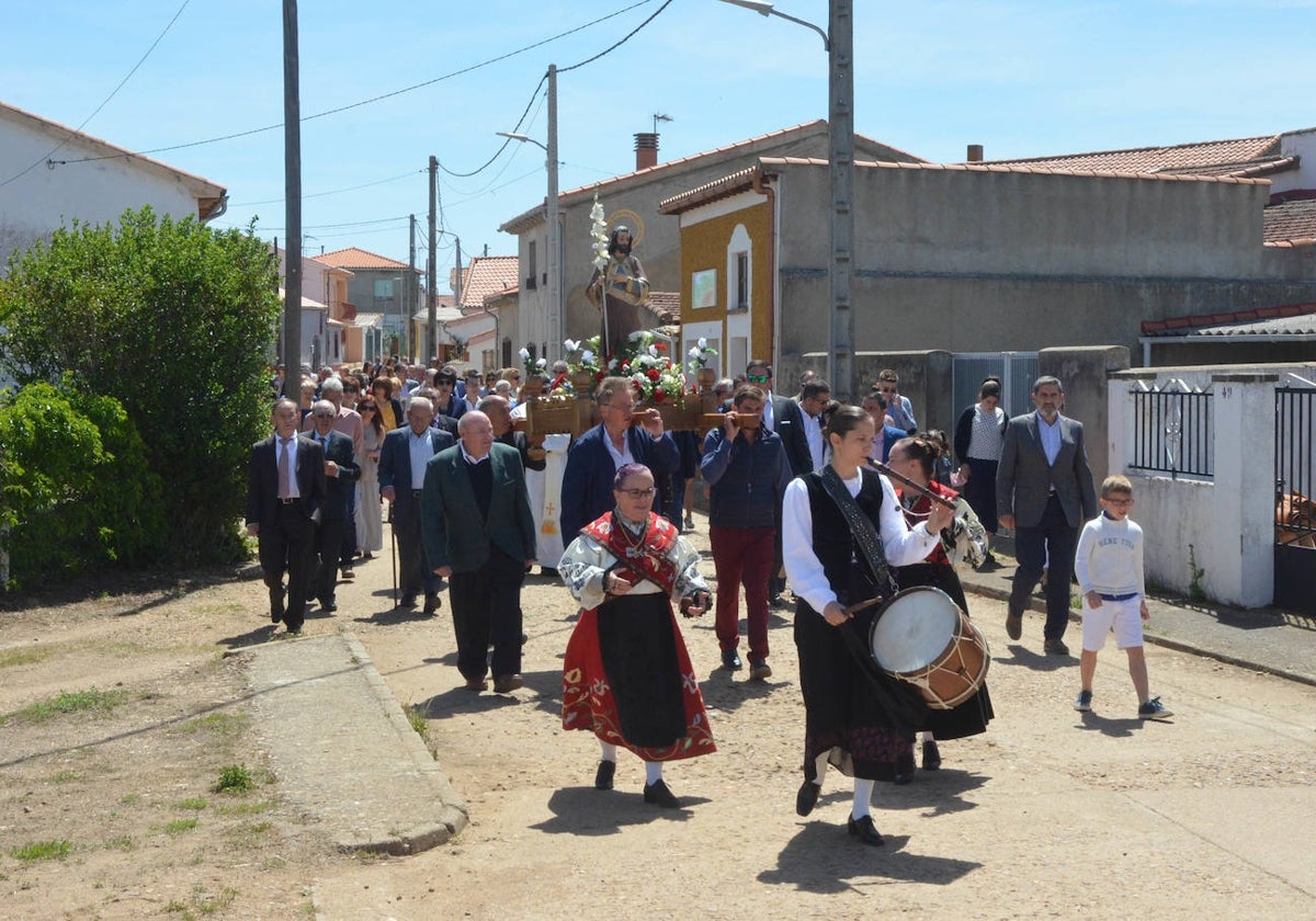 Procesión en honor al Patrocinio de San José.