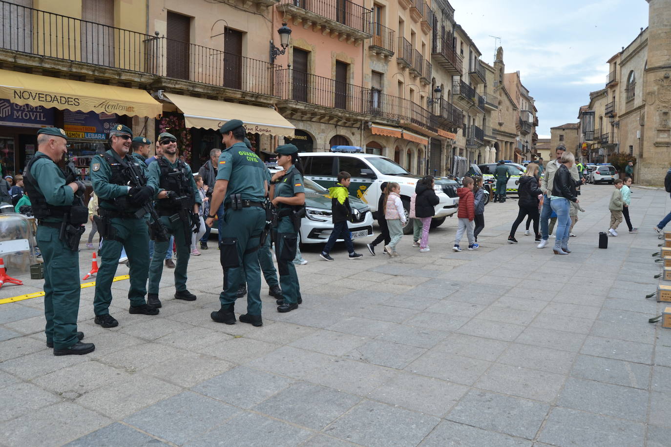 Más de mil escolares de Ciudad Rodrigo se dan cita en una exhibición de la Guardia Civil