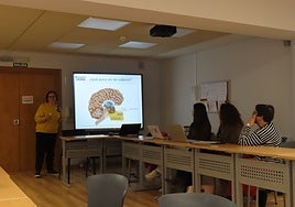 Charla sobre Parkinson en Peñaranda.