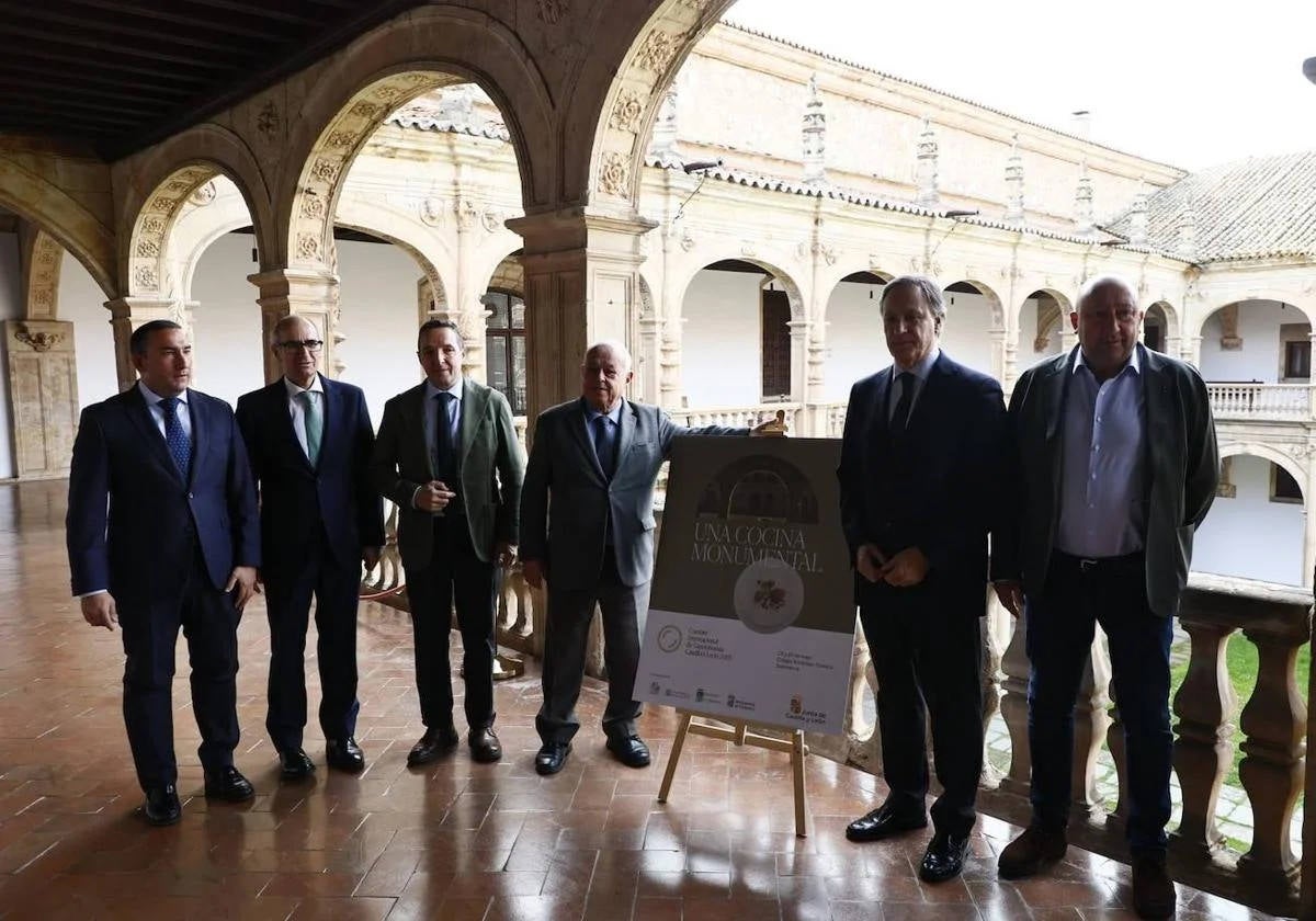 Imagen de familia de la presentación de la Cumbre Internacional de Gastronomía de Castilla y León.