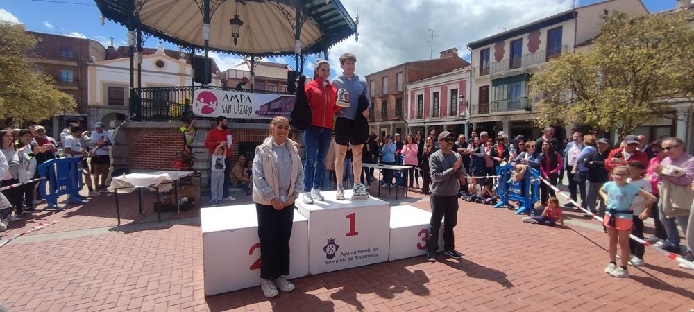 Jorge Hernandez y María José Carpio ganan la XXXI carrera &#039;Hijos, padres y abuelos&#039; de Peñaranda de Bracamonte