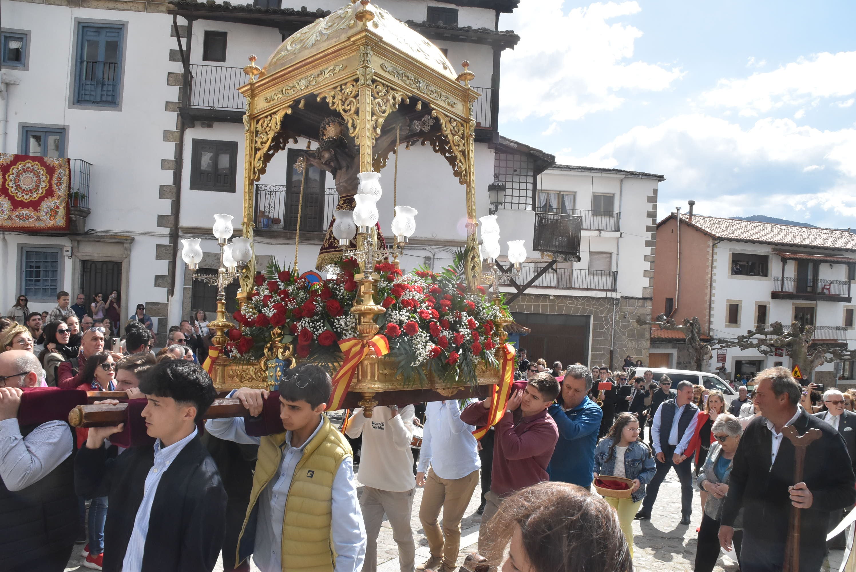 El Cristo del Refugio bendice un año más a Candelario