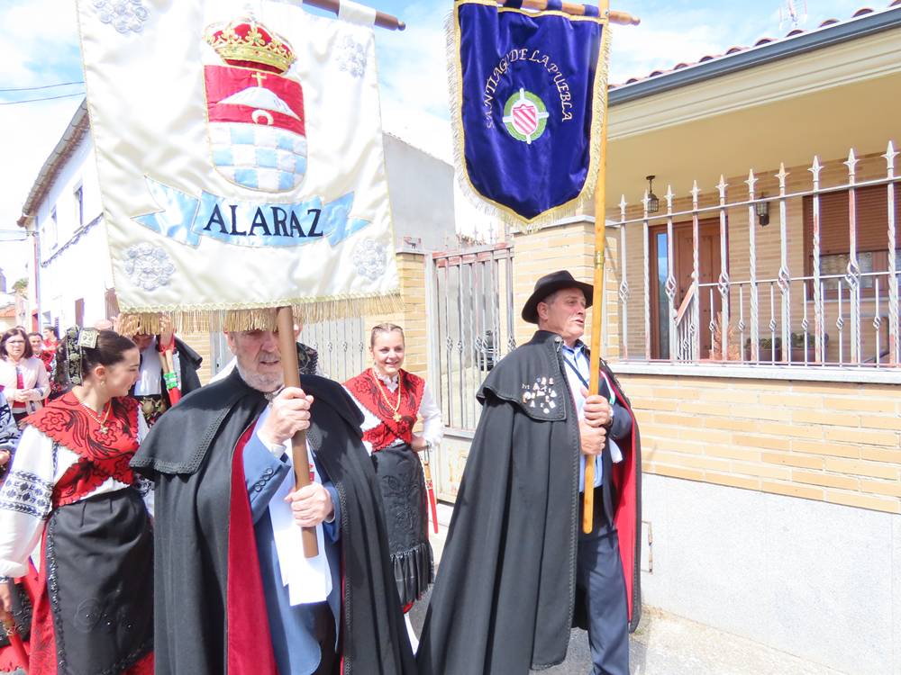 Los amigos de la capa se ponen de gala en Alaraz