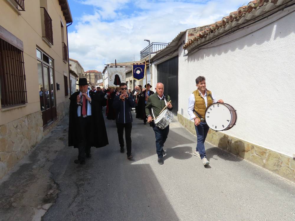 Los amigos de la capa se ponen de gala en Alaraz