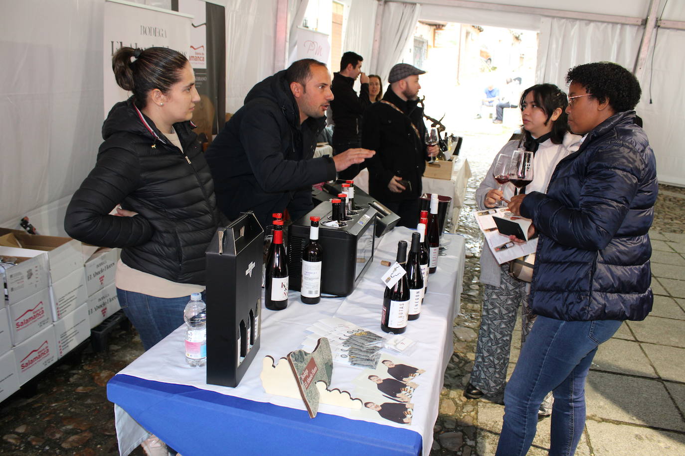 San Esteban de la Sierra disfruta de su riqueza enológica
