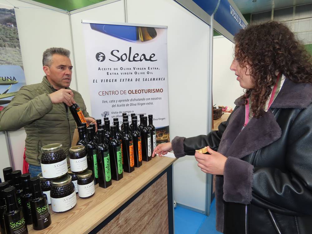 Promoción del producto de cercanía en las ferias de Macotera