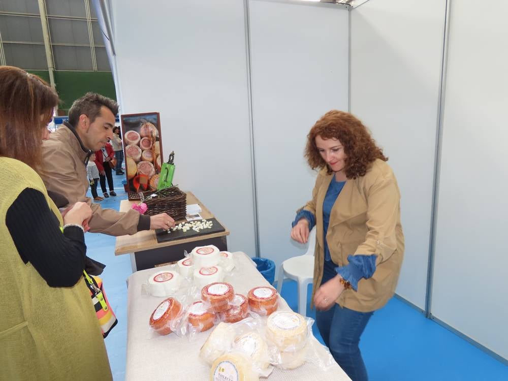Promoción del producto de cercanía en las ferias de Macotera