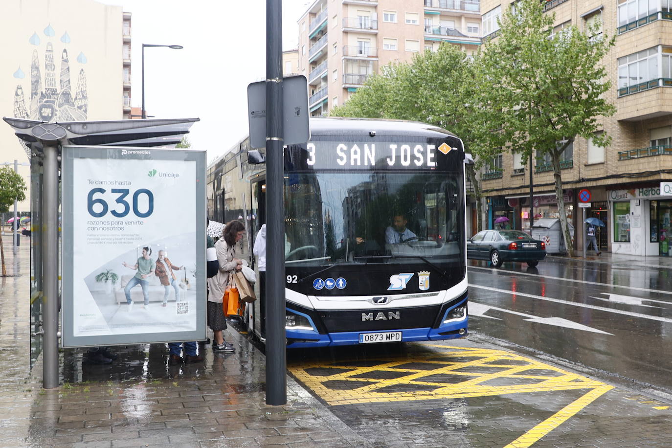 Uno de los «enchufables», asignado a la línea 3 del servicio de autobús urbano.