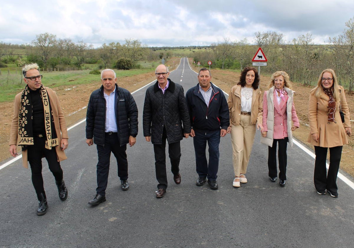 La Diputación invertirá más de dos millones de euros en mejorar la comunicación de la zona de Frades hacia Salamanca