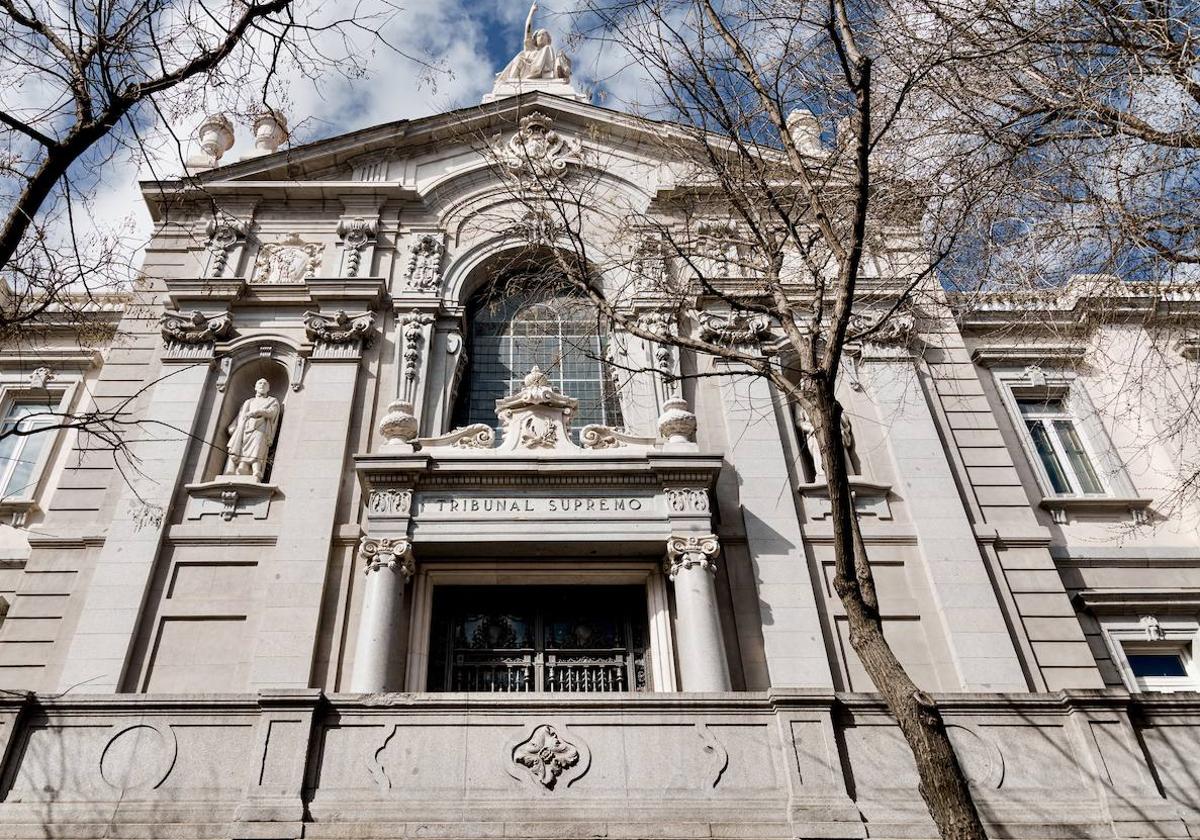 La mayoría de españoles cree que la Justicia favorece a los ricos y a los políticos según el CIS