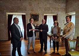 Guillermo Flores, Isabel María Sacristán, José Luis Retana Gozalo, Petra Gil y Higinio Orgaz.