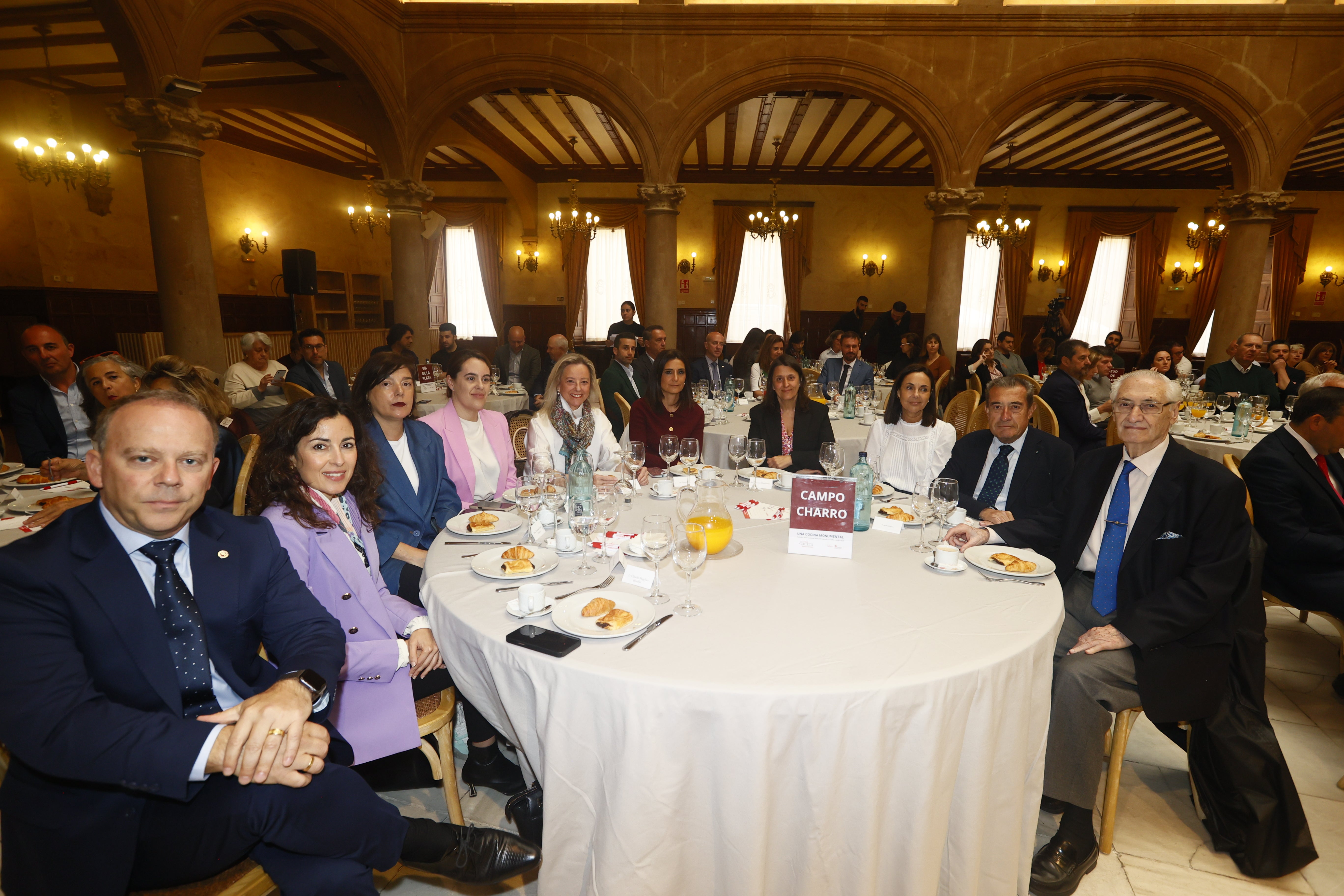 Claudio Mogilner (Internacional Web), Eva González (Hostelería Salamanca), Trinidad Parres (Turismo de Salamanca), Soraya Sánchez (Ayto. Santa Marta de Tormes), María Eugenia Bueno (Academia de Gastronomía CyL), Almudena Gallego (Caja Rural), Susana Magdaleno (LA GACETA), Ana Isabel Muñoz (Consejería de Cultura JCyL), José Muñoz (Academia de Gastronomía de Salamanca) y Alfredo Fraile (Academia de Gastronomía de Salamanca).