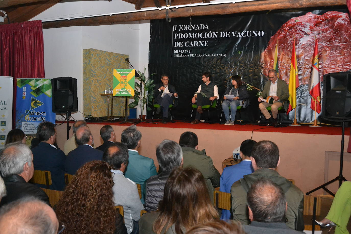 Exitosa jornada de promoción del vacuno de carne en Peralejos de Abajo