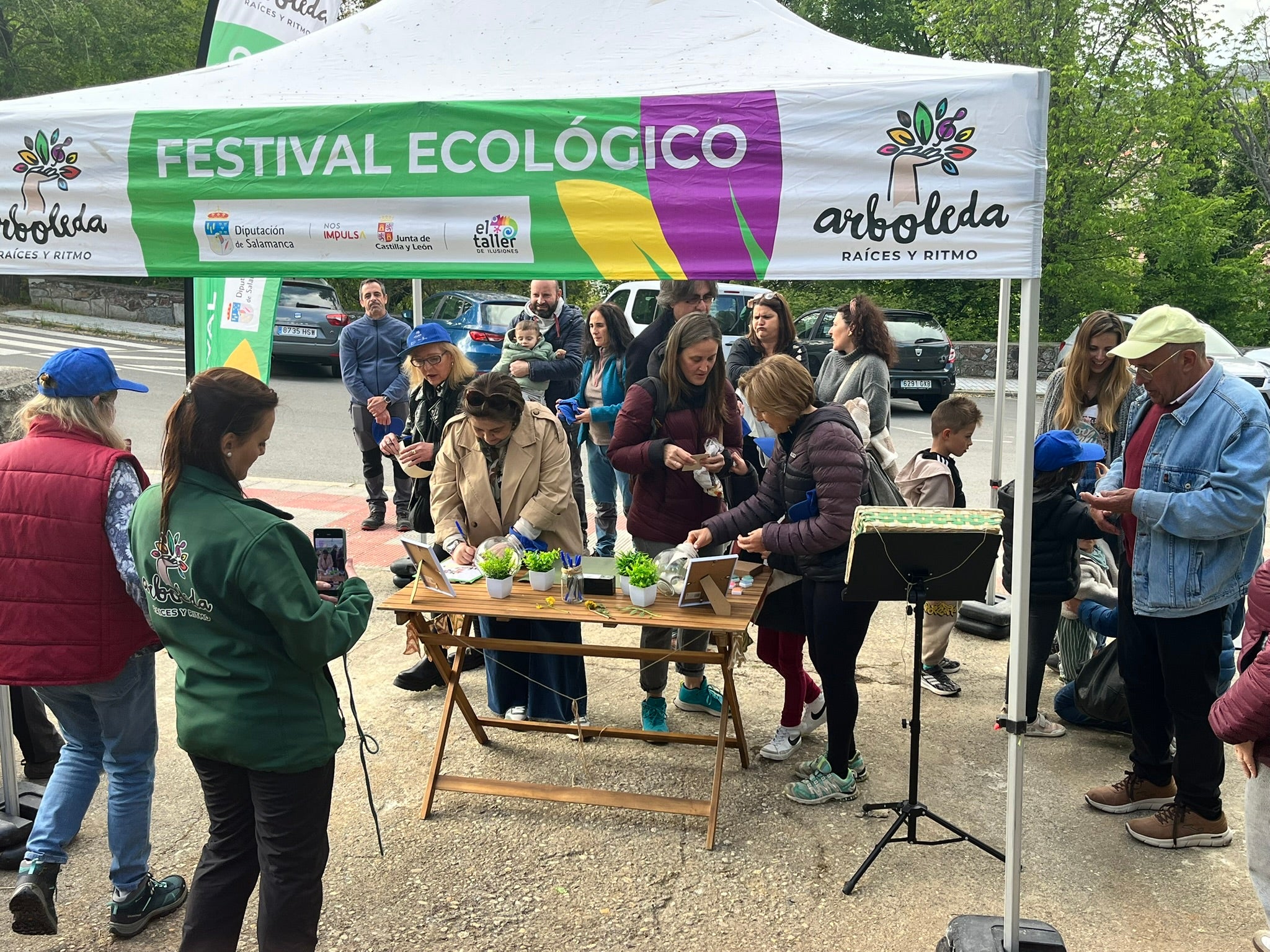 El programa Arbolar reforesta el paraje de El Regajo en Béjar