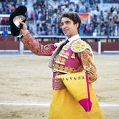Víctor Hernández en la vuelta al ruedo en Las Ventas.
