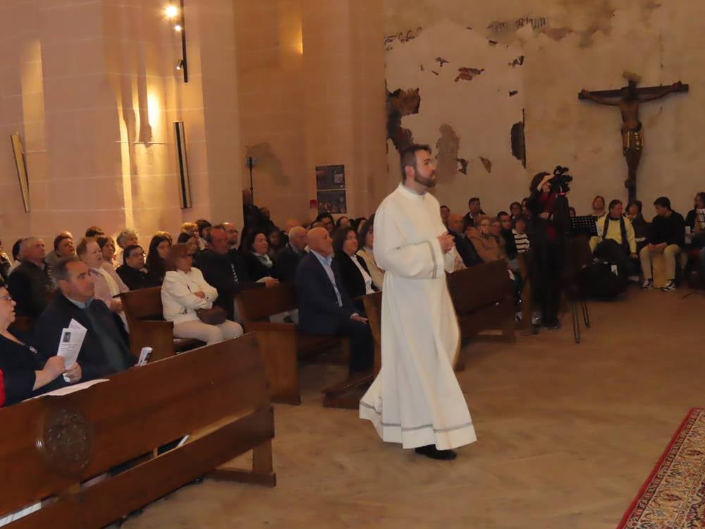 Nuevo acólito al servicio del altar