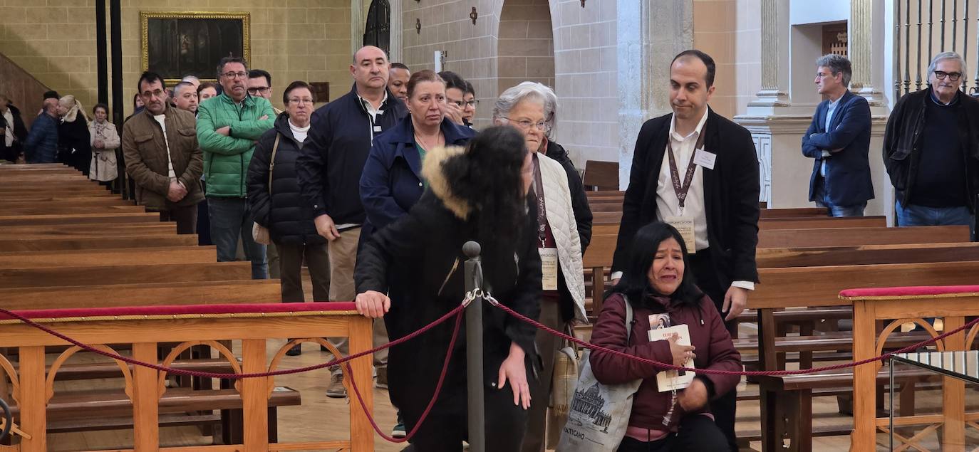 Máxima expectación en Alba de Tormes por la histórica veneración pública de Santa Teresa