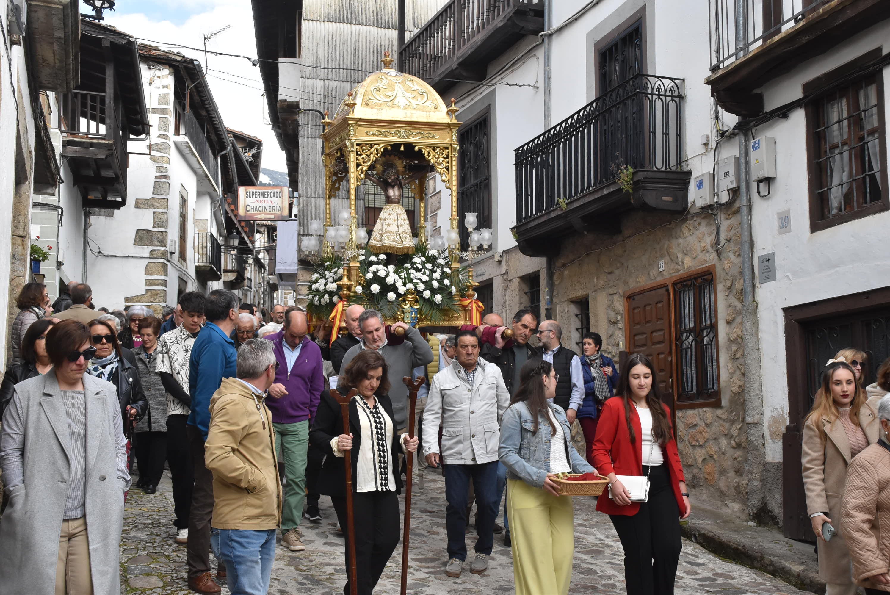 El Cristo del Refugio hace historia en Candelario