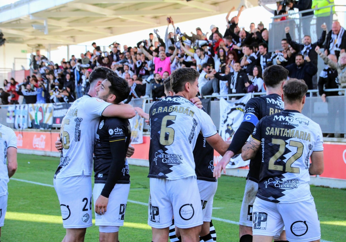 Así queda la clasificación de Primera RFEF: el mejor colchón de Unionistas frente al descenso en 5 jornadas