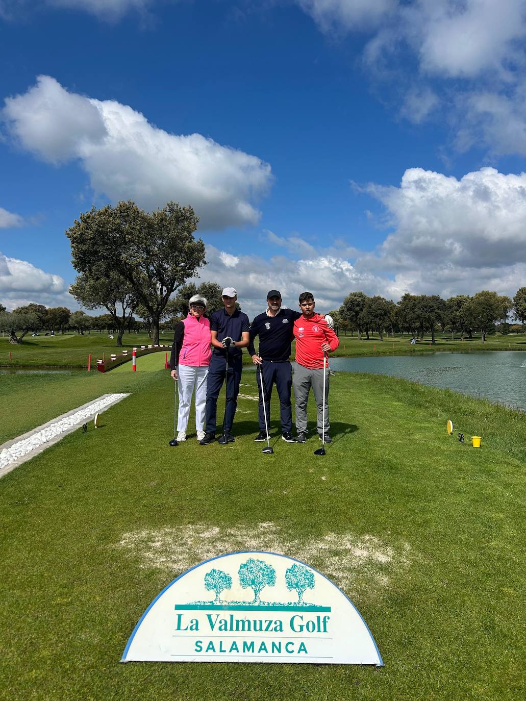 El Torneo Grupo Tapas hace las delicias de un centenar de participantes en La Valmuza Golf