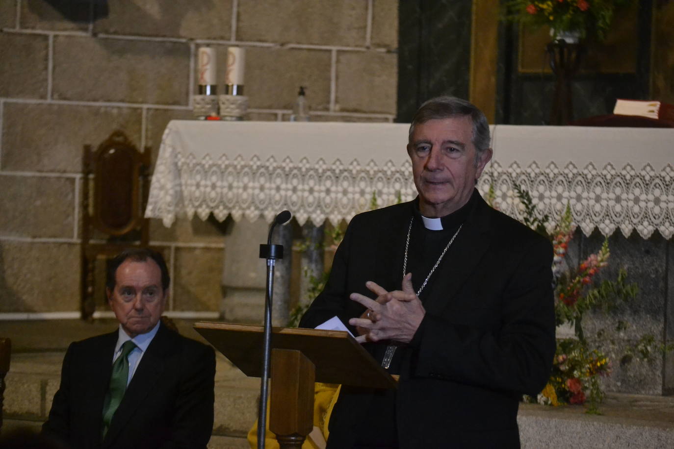 La iglesia de Villavieja estrena su nueva iluminación con la última tecnología de luces LED