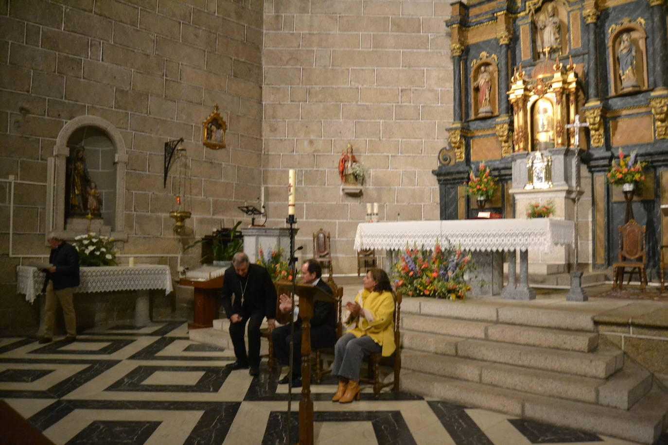 La iglesia de Villavieja estrena su nueva iluminación con la última tecnología de luces LED