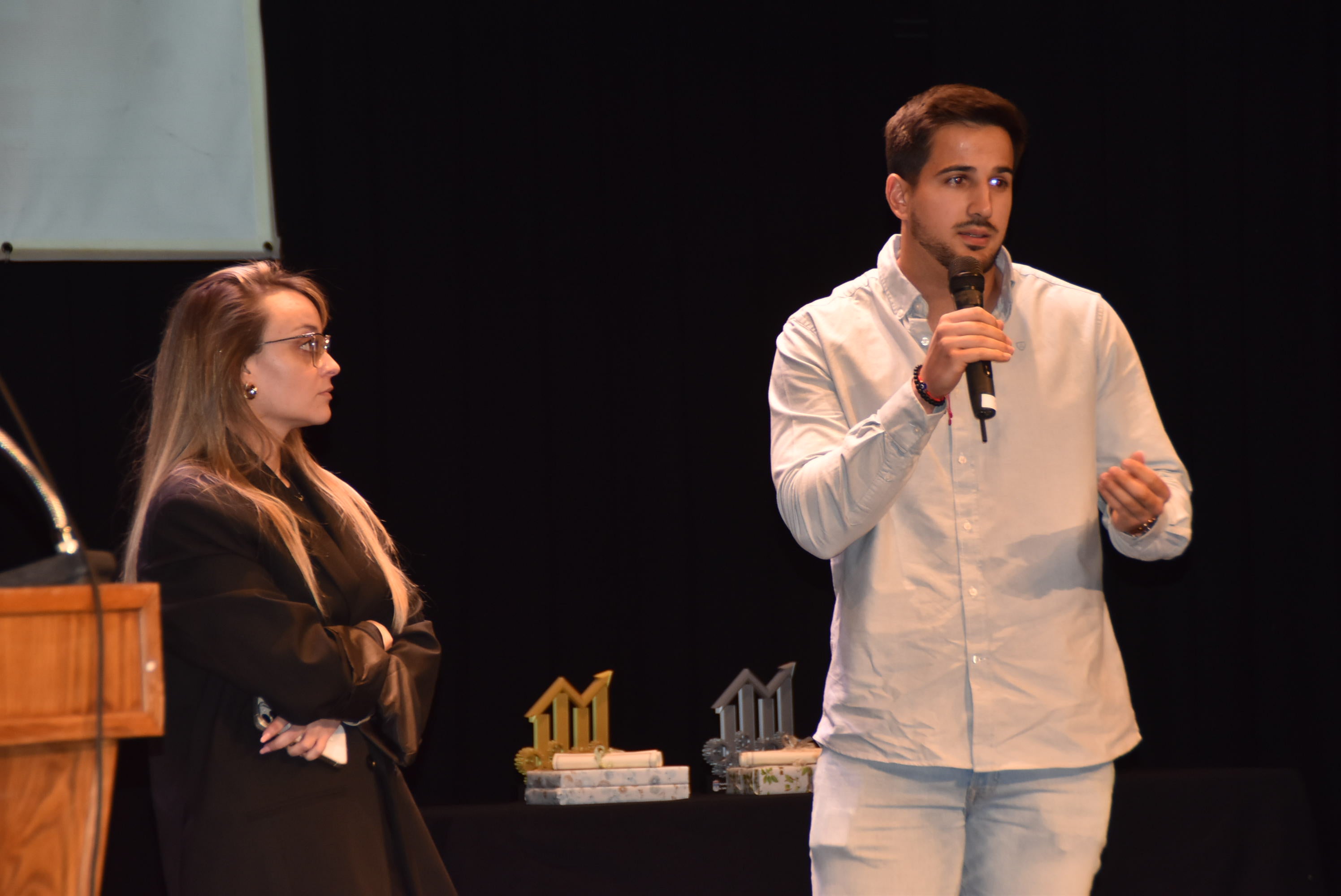 El instituto Vía de la Plata de Guijuelo gana la XVI edición de los Premios Motivar para Emprender