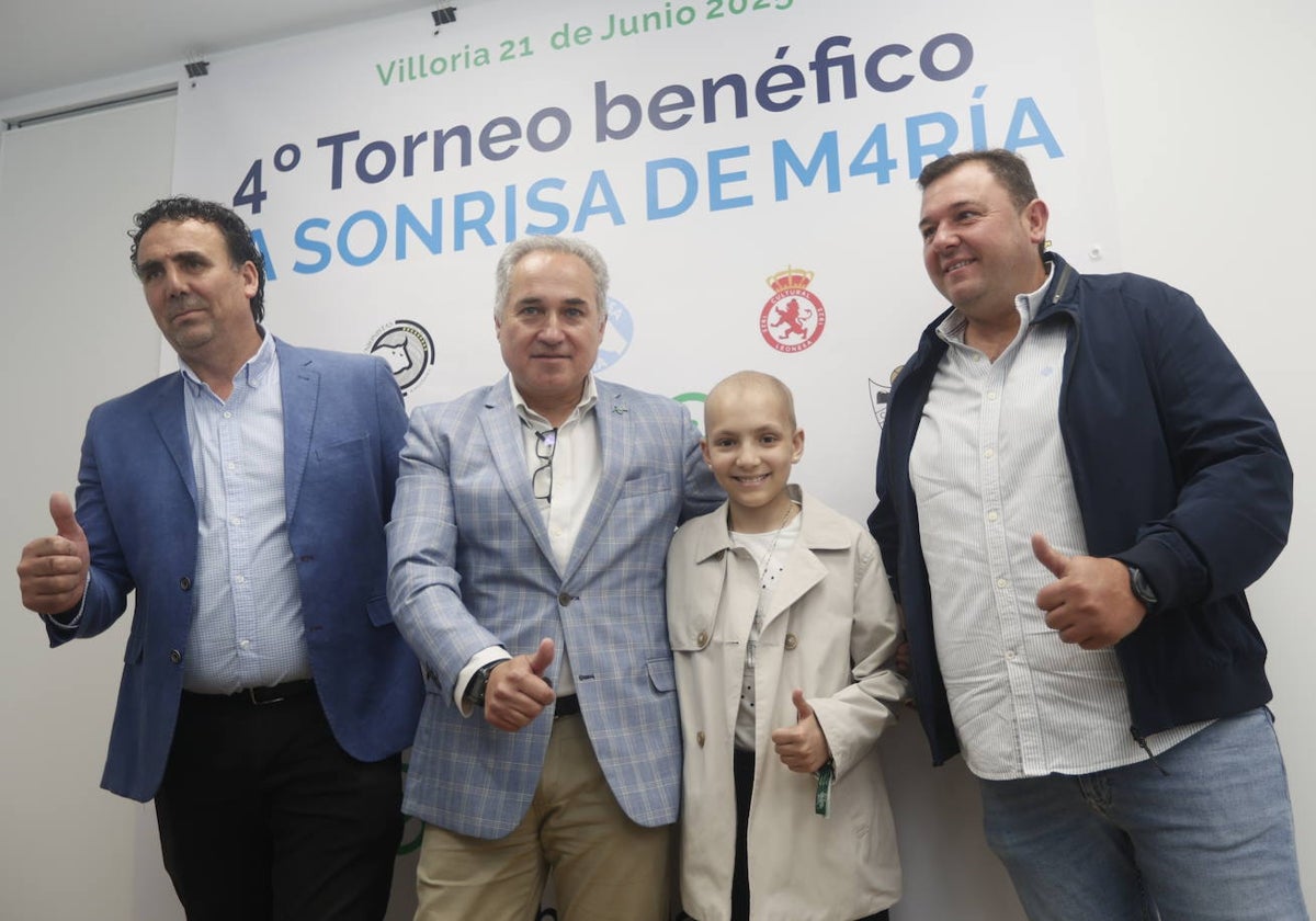 Presentación del torneo benéfico de futbol 'La Sonrisa de María'.