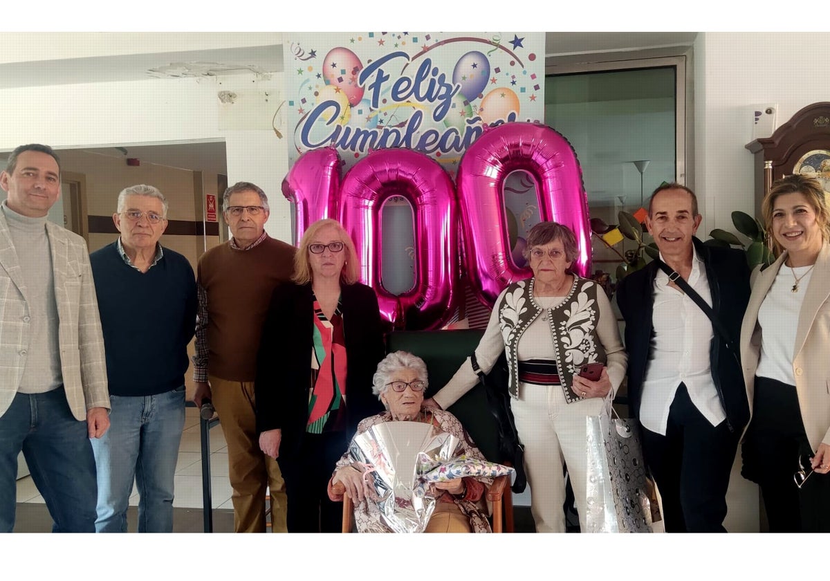 Fiesta del Buen Pastor y 100 cumpleaños en Béjar