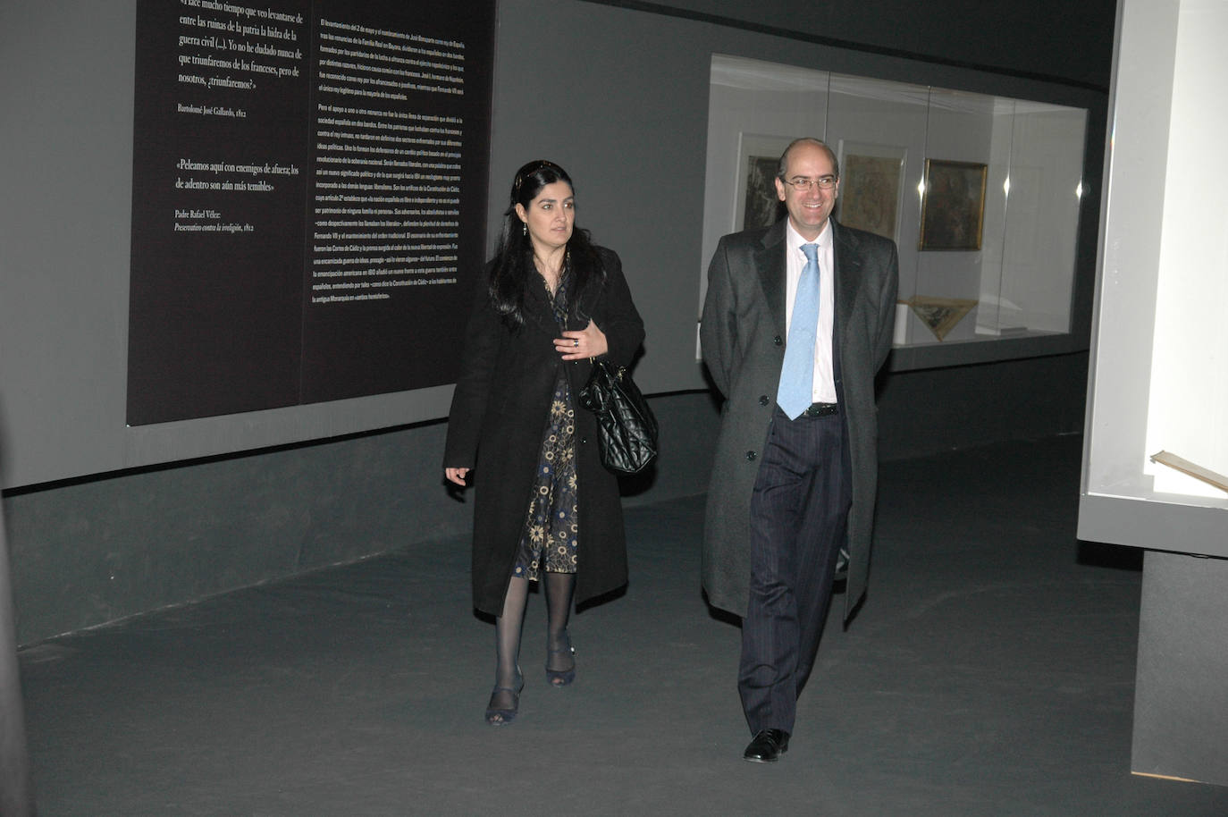 En febrero de 2008, siendo aún Senador y alcalde de Ciudad Rodrigo, acudió a Madrid al Acto del bicentenario de la Guerra de la Independencia en Madrid que presidieron los Príncipes de Asturias. En la imagen junto a la concejala  Carmen Cambronero.