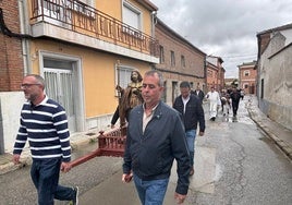 Procesión con San Isidro en Cantalapiedra.