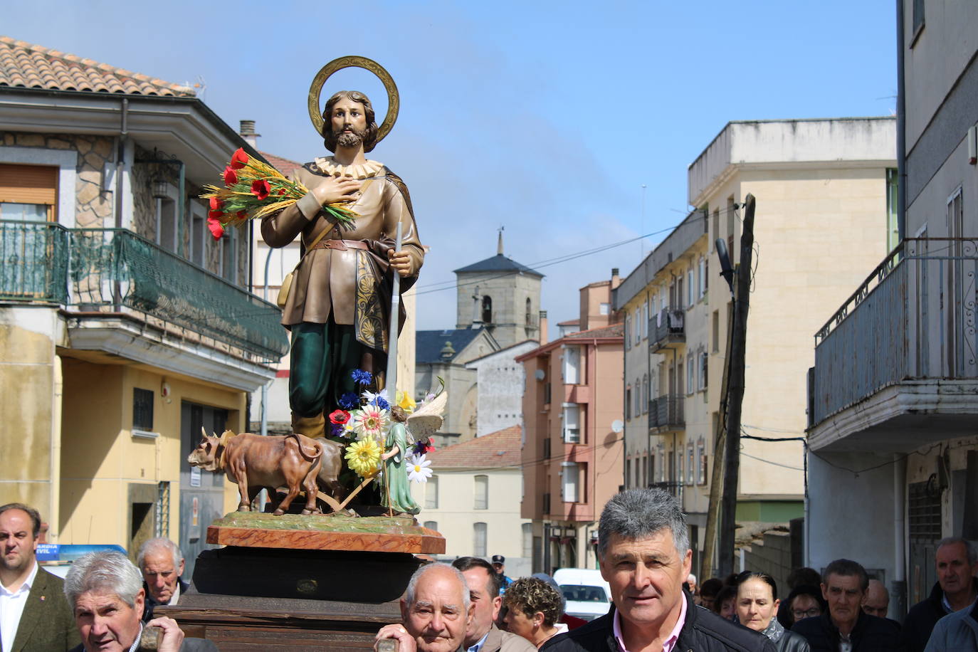 Guijuelo no falta a su cita con San Isidro y la bendición de campos