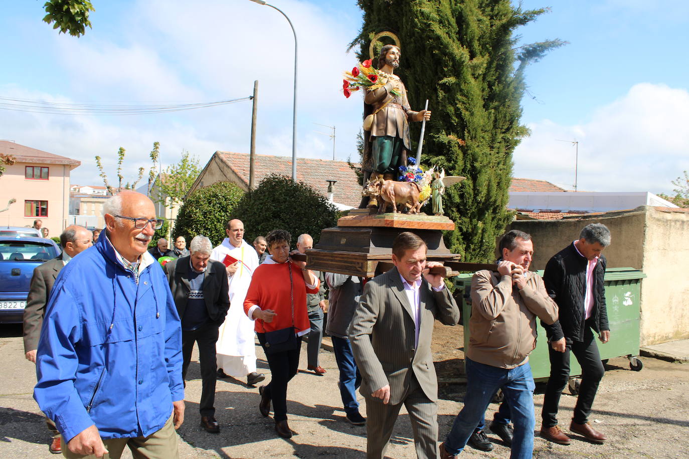 Guijuelo no falta a su cita con San Isidro y la bendición de campos