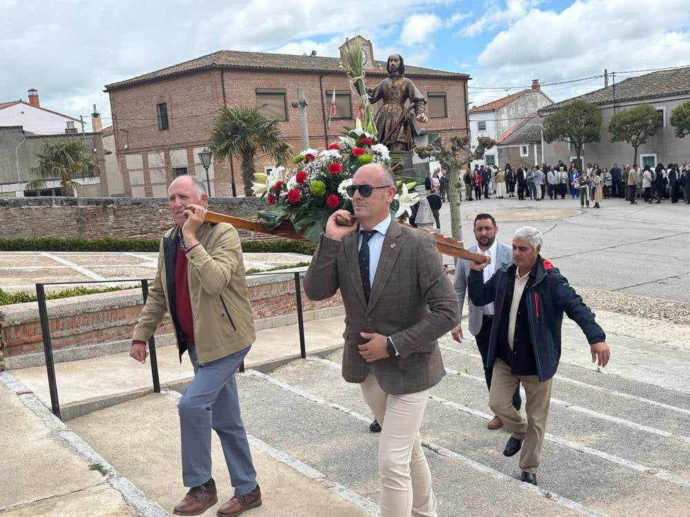 Honores y jotas a San Isidro en Aldeaseca