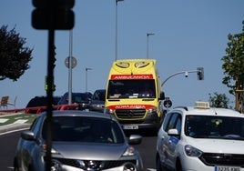 Una ambulancia de Emergencias Sanitarias en Salamanca.