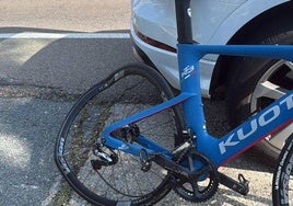 Así ha quedado la bici del triatleta y atleta, Alberto Bravo.