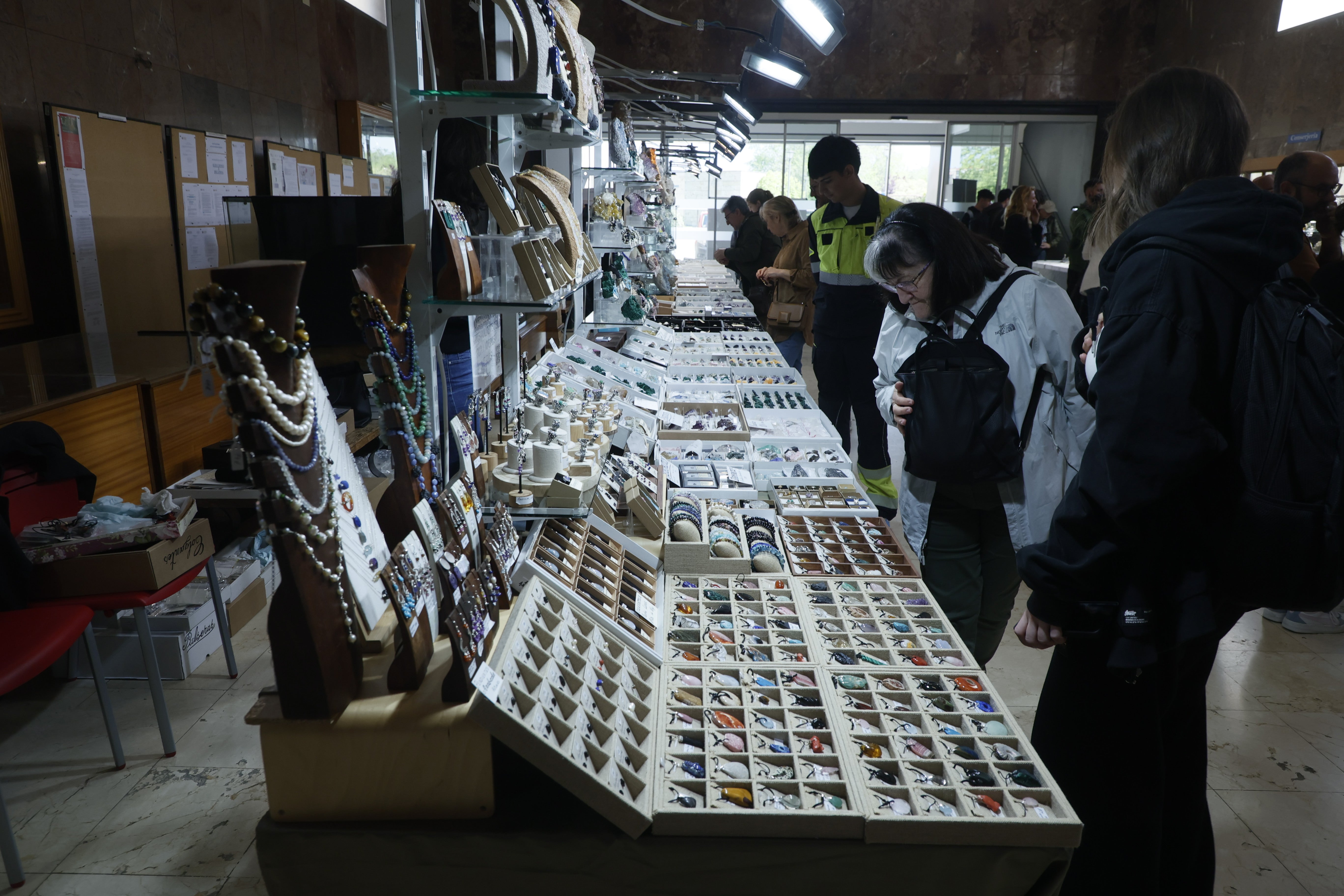 Feria de los Minerales de la USAL: &quot;Ahora miro el mundo con unos ojos muy distintos&quot;