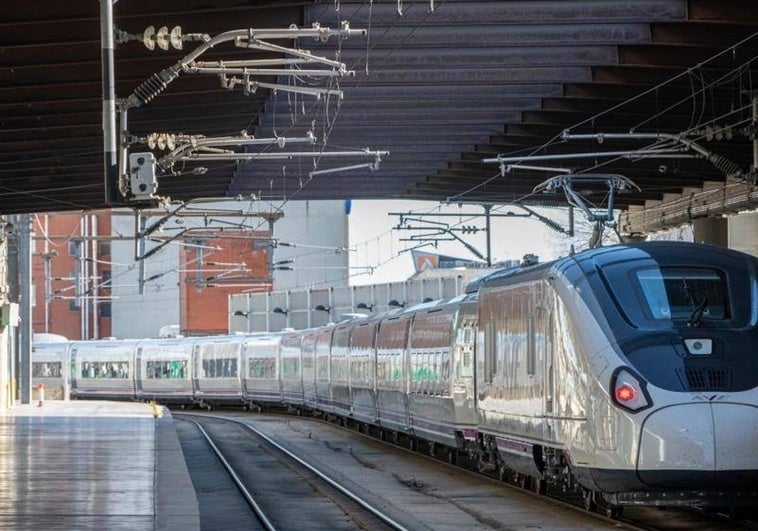 Nueva remesa del modelo S-106 que se pondrá en marcha entre Galicia y Madrid.
