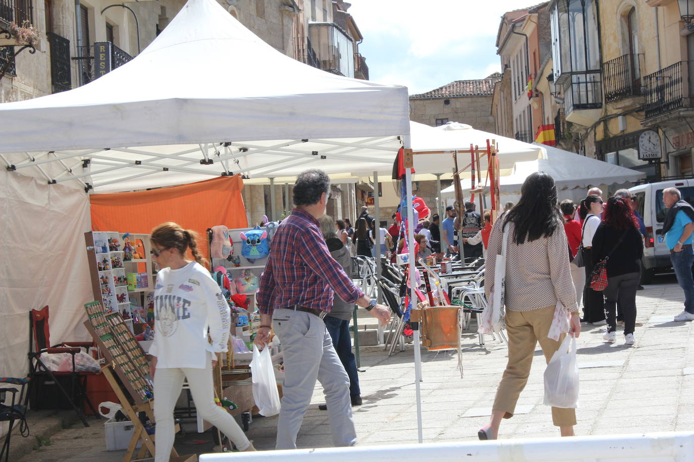 Ciudad Rodrigo se viste de sabor local y ganadería en la IV Feria del Farinato