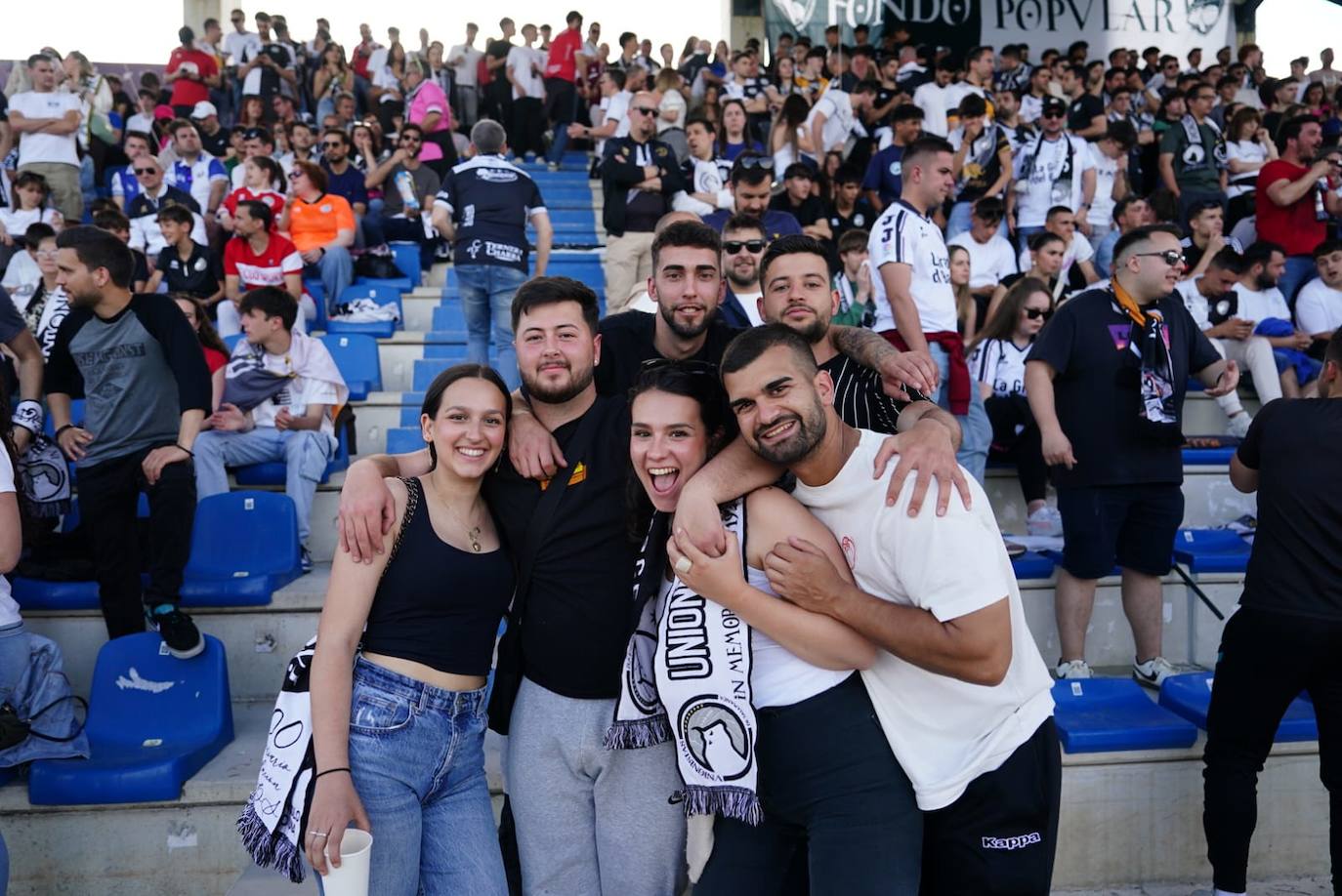 Búscate en la grada del Reina Sofía en el partido entre Unionistas y la SD Tarazona