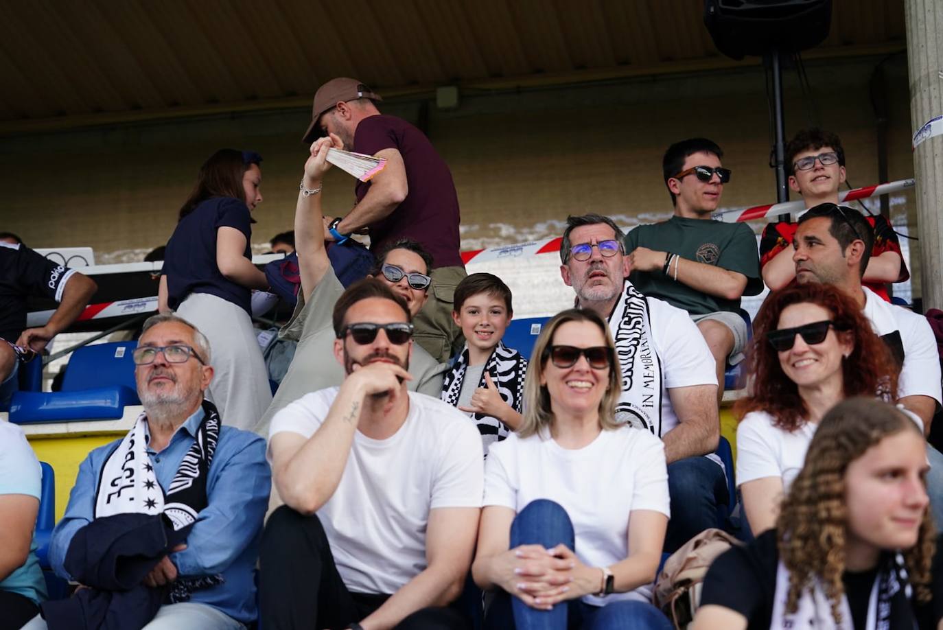 Búscate en la grada del Reina Sofía en el partido entre Unionistas y la SD Tarazona