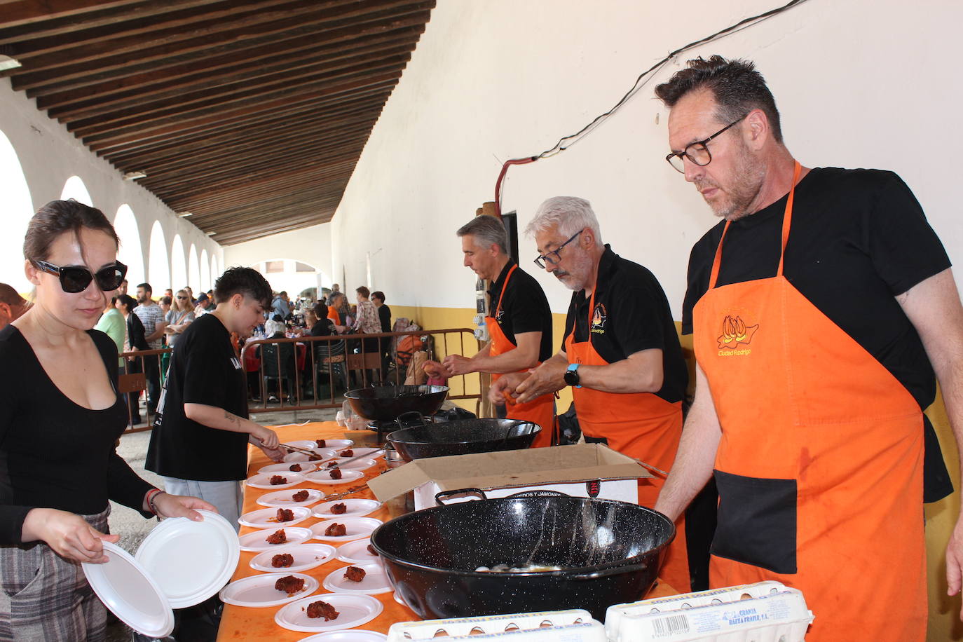 Ciudad Rodrigo se viste de sabor local y ganadería en la IV Feria del Farinato