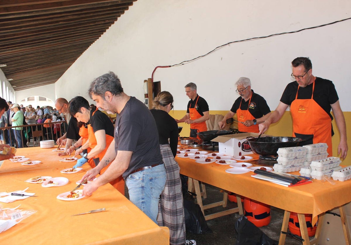Ciudad Rodrigo se viste de sabor local y ganadería en la IV Feria del Farinato
