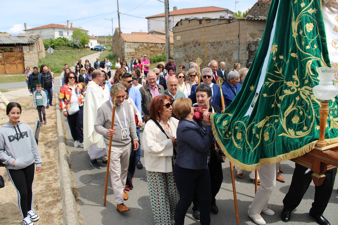 Bercimuelle honra a la Virgen del Monte