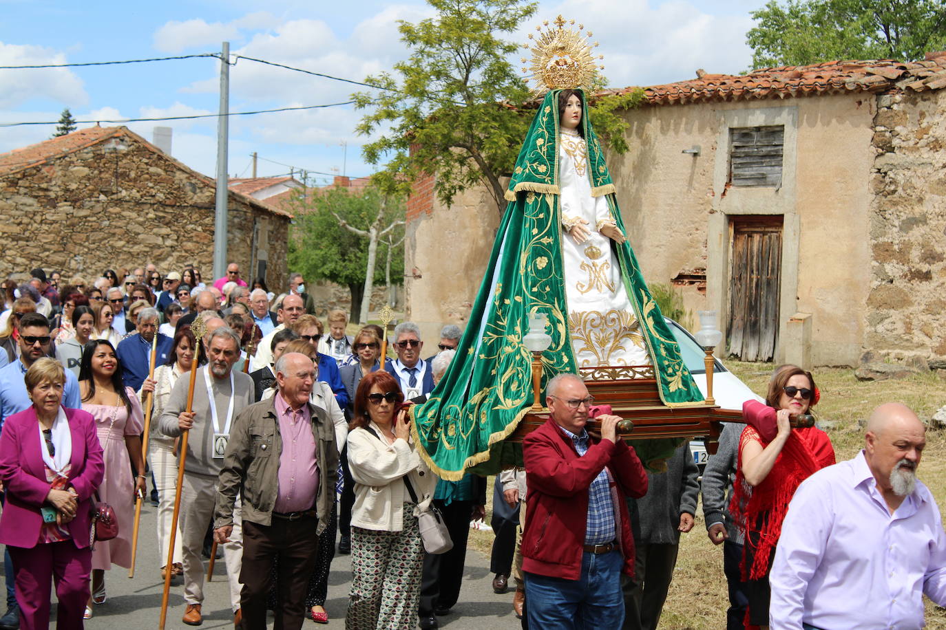 Bercimuelle honra a la Virgen del Monte